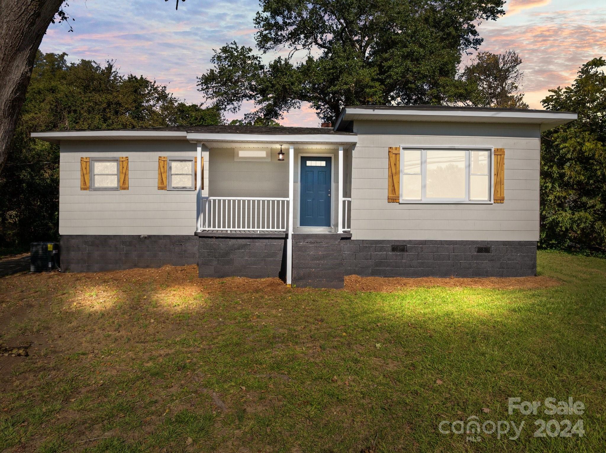 718 Old Charlotte Road SW Concord NC 28027
