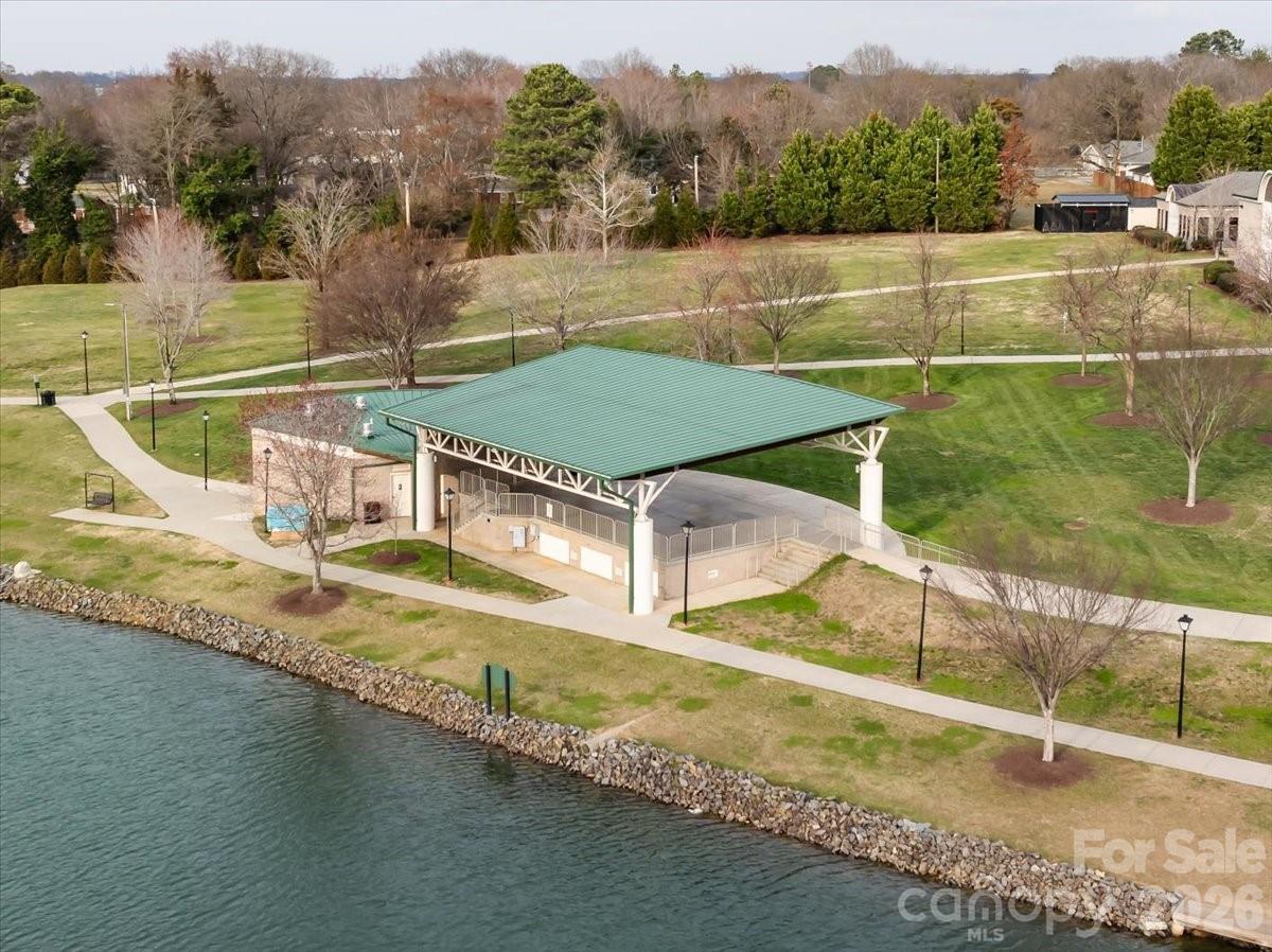 237 Water Oak Drive Pineville NC 28134