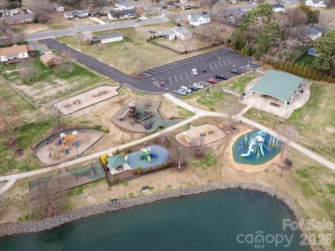 237 Water Oak Drive Pineville NC 28134