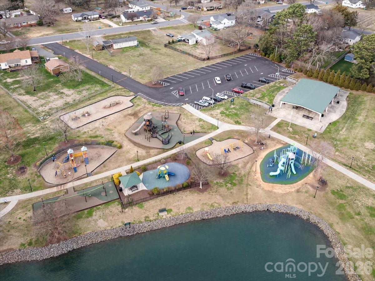 237 Water Oak Drive Pineville NC 28134