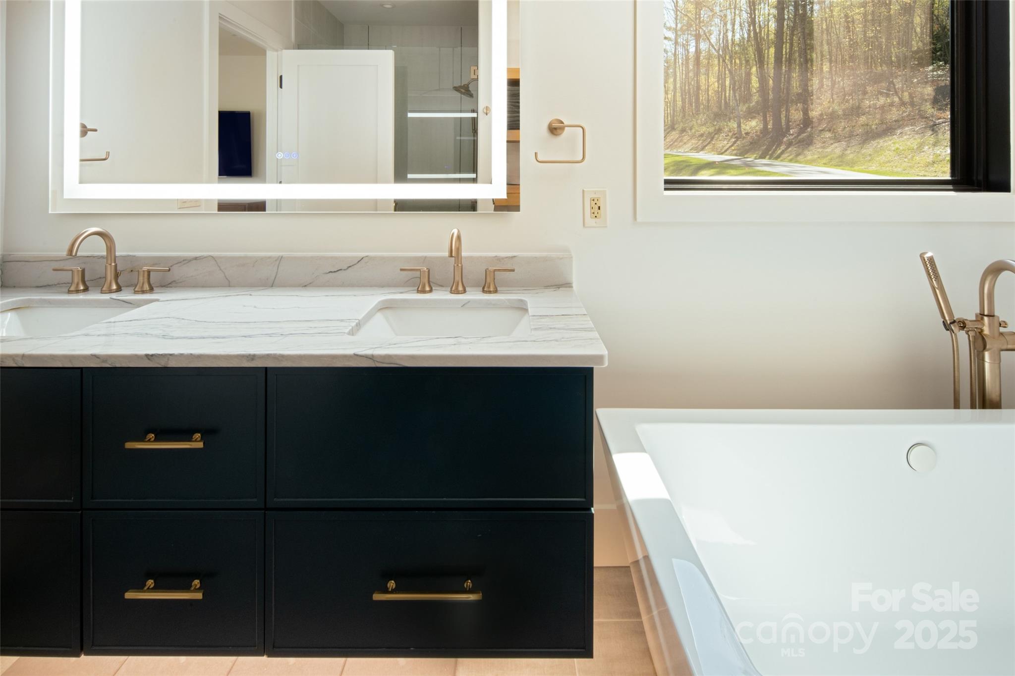 42 Spring Cove Road Asheville NC 28804