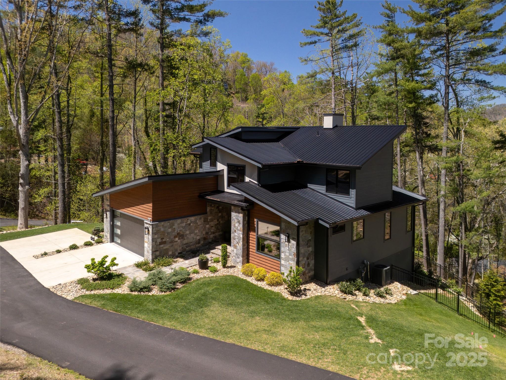 42 Spring Cove Road Asheville NC 28804