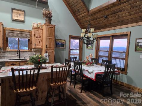 55 Bear Paw Lane Sparta NC 28675