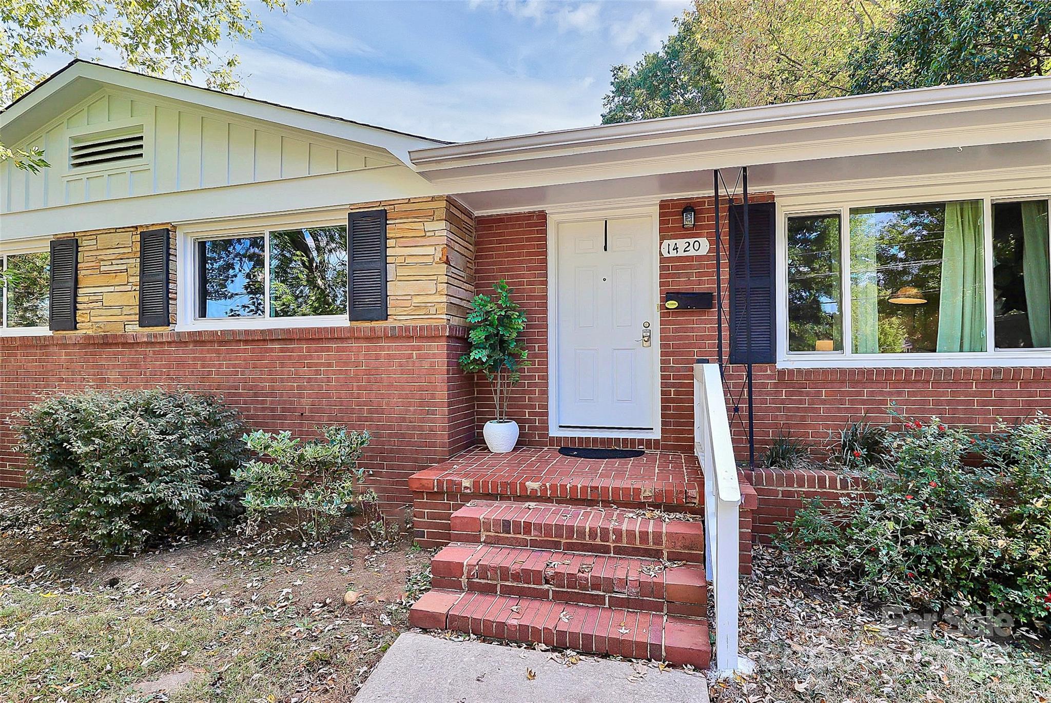 1420 Starbrook Drive Charlotte NC 28210