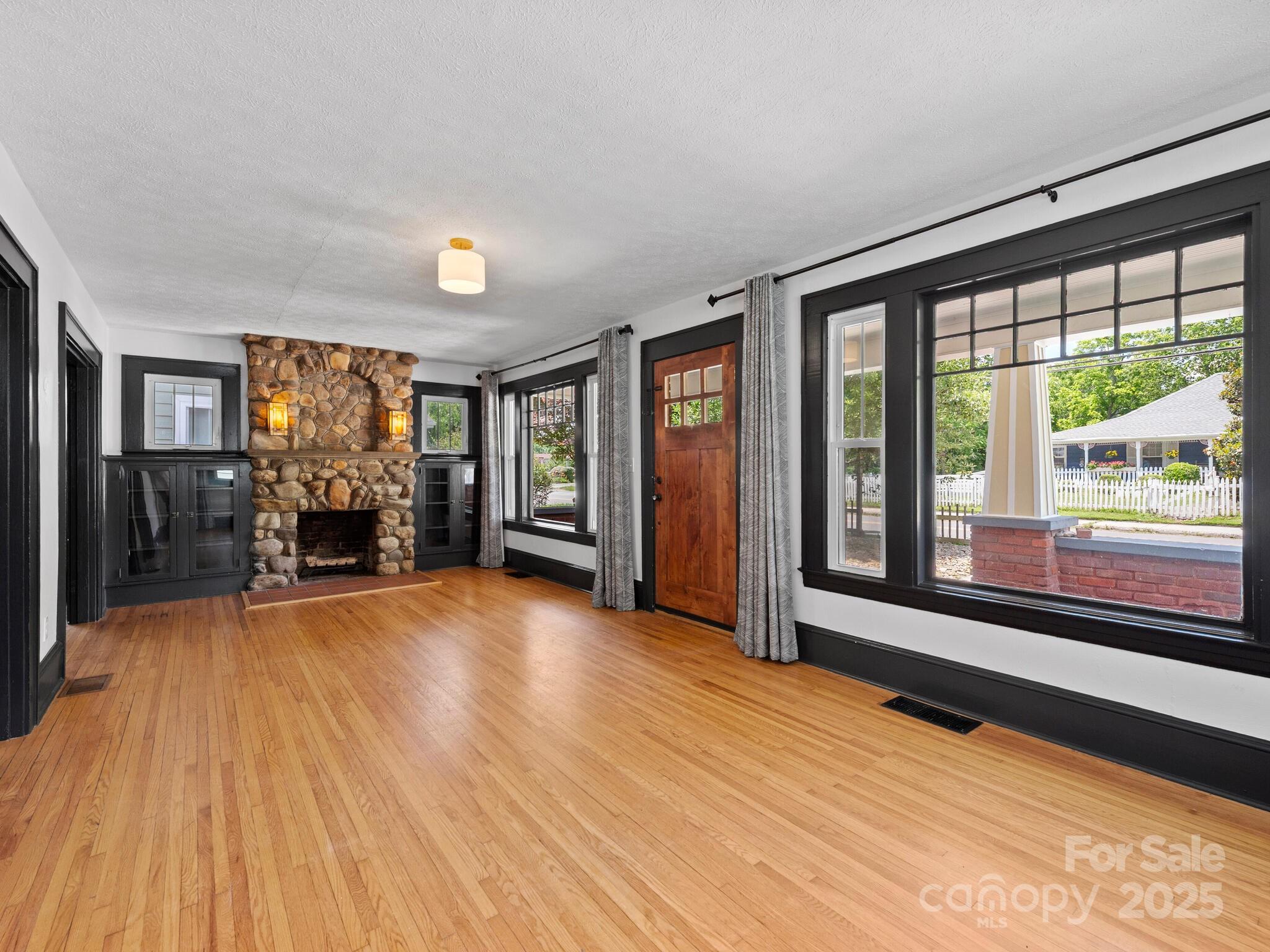 106 Brevard Road Asheville NC 28806