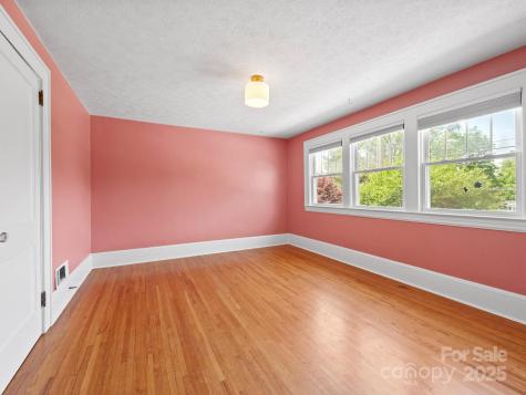 106 Brevard Road Asheville NC 28806