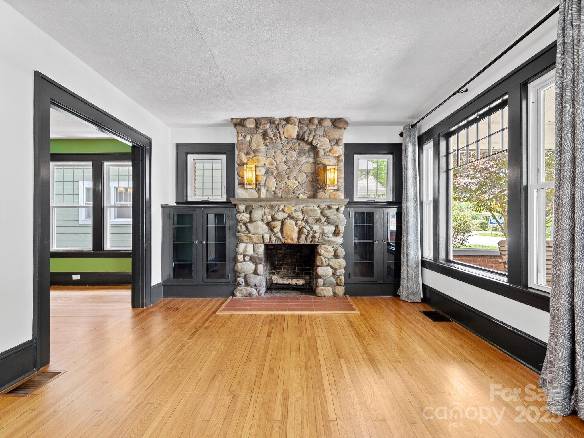 106 Brevard Road Asheville NC 28806