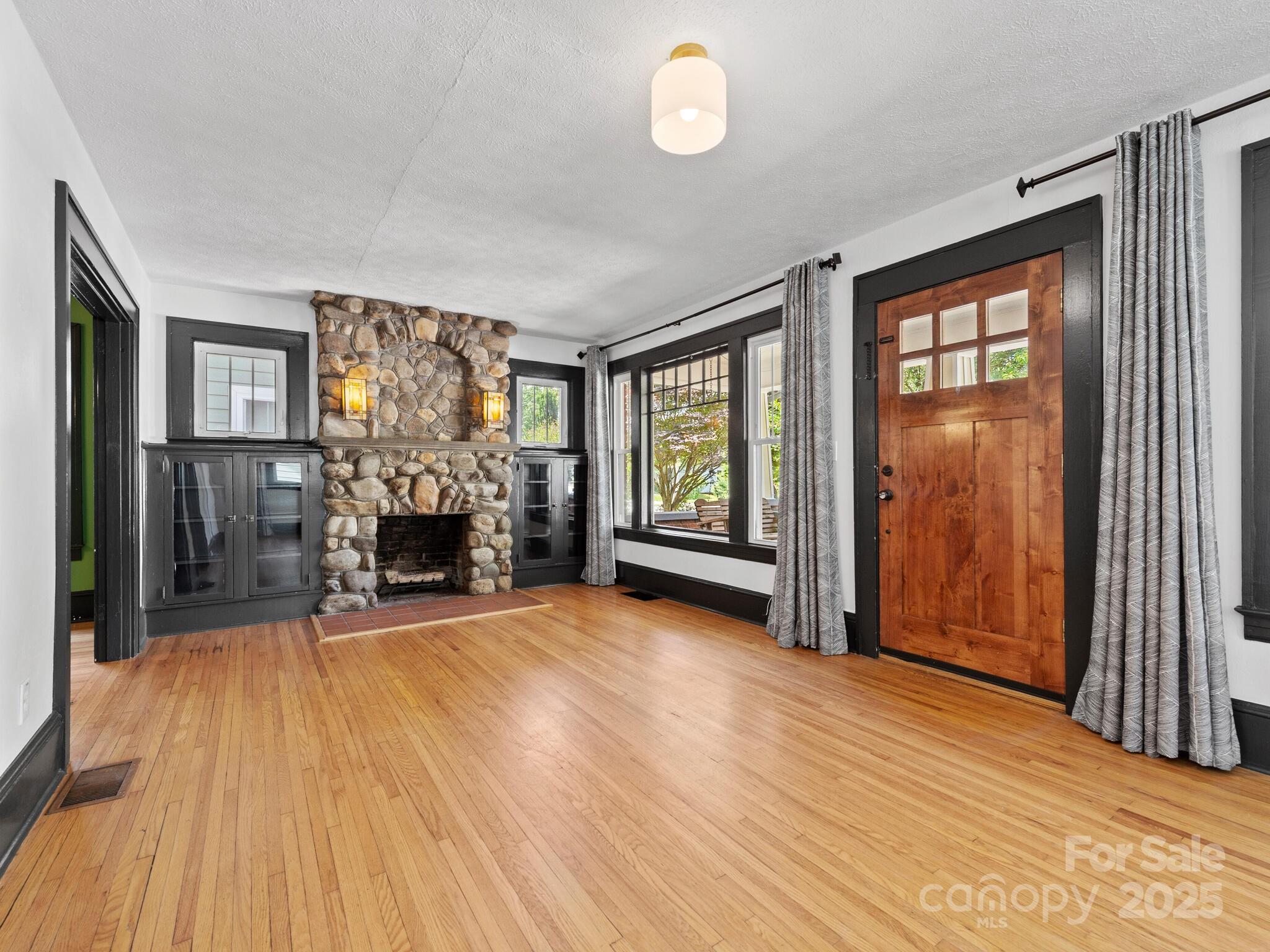 106 Brevard Road Asheville NC 28806