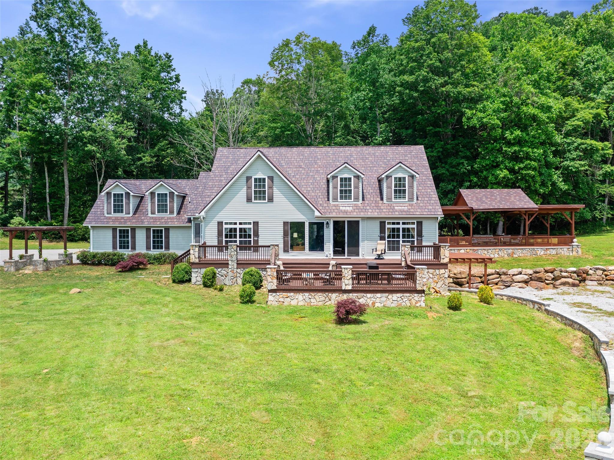 253 Odoms Chapel Road Bakersville NC 28705