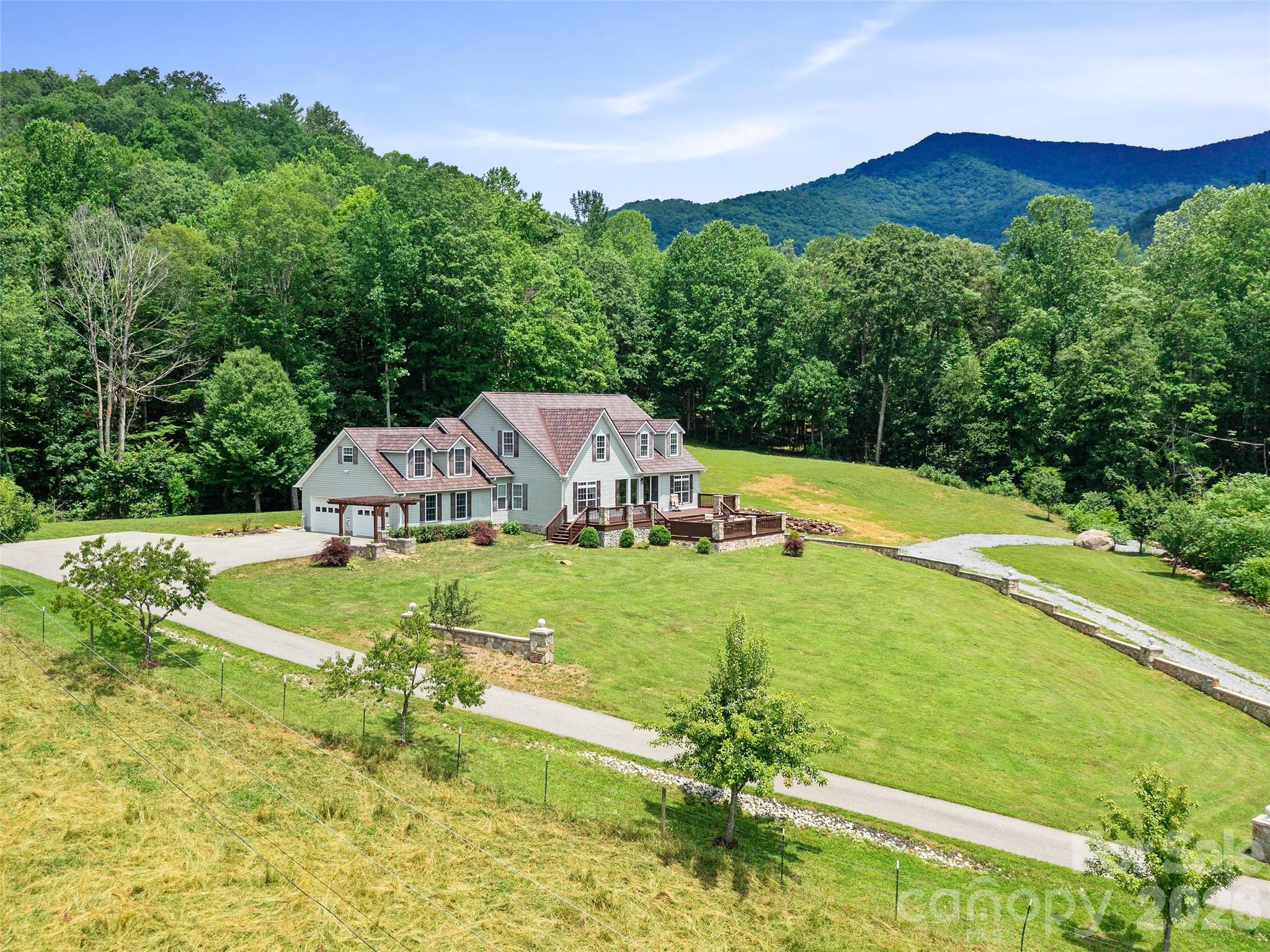 253 Odoms Chapel Road Bakersville NC 28705