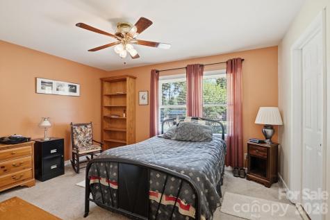 4323 Creemore Drive Charlotte NC 28213