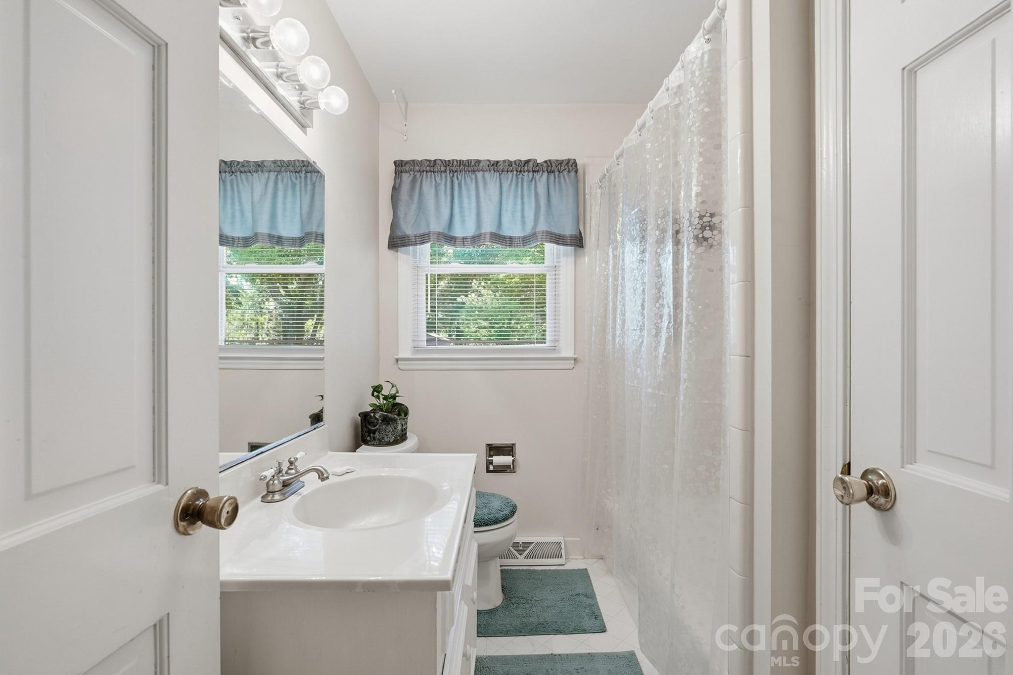 4323 Creemore Drive Charlotte NC 28213