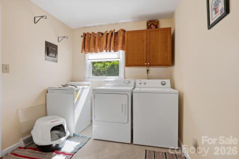 4323 Creemore Drive Charlotte NC 28213