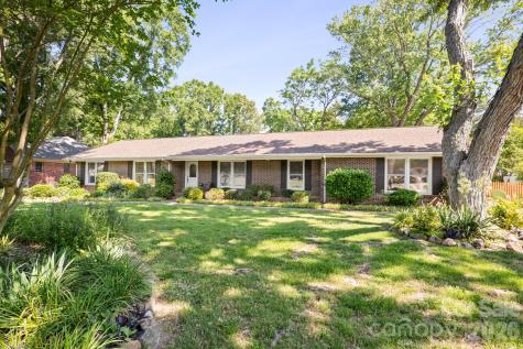 4323 Creemore Drive Charlotte NC 28213