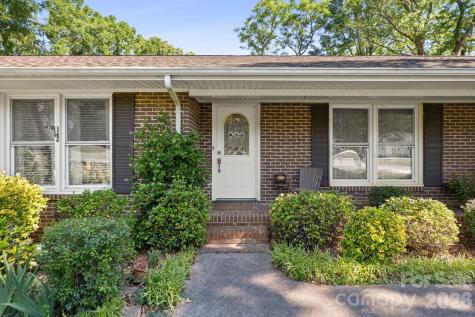 4323 Creemore Drive Charlotte NC 28213