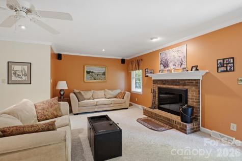 4323 Creemore Drive Charlotte NC 28213