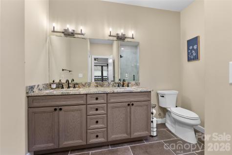 47 Winghaven Heights Waynesville NC 28786