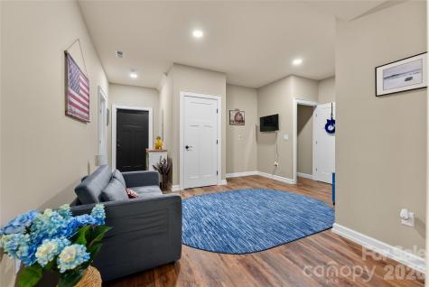 47 Winghaven Heights Waynesville NC 28786