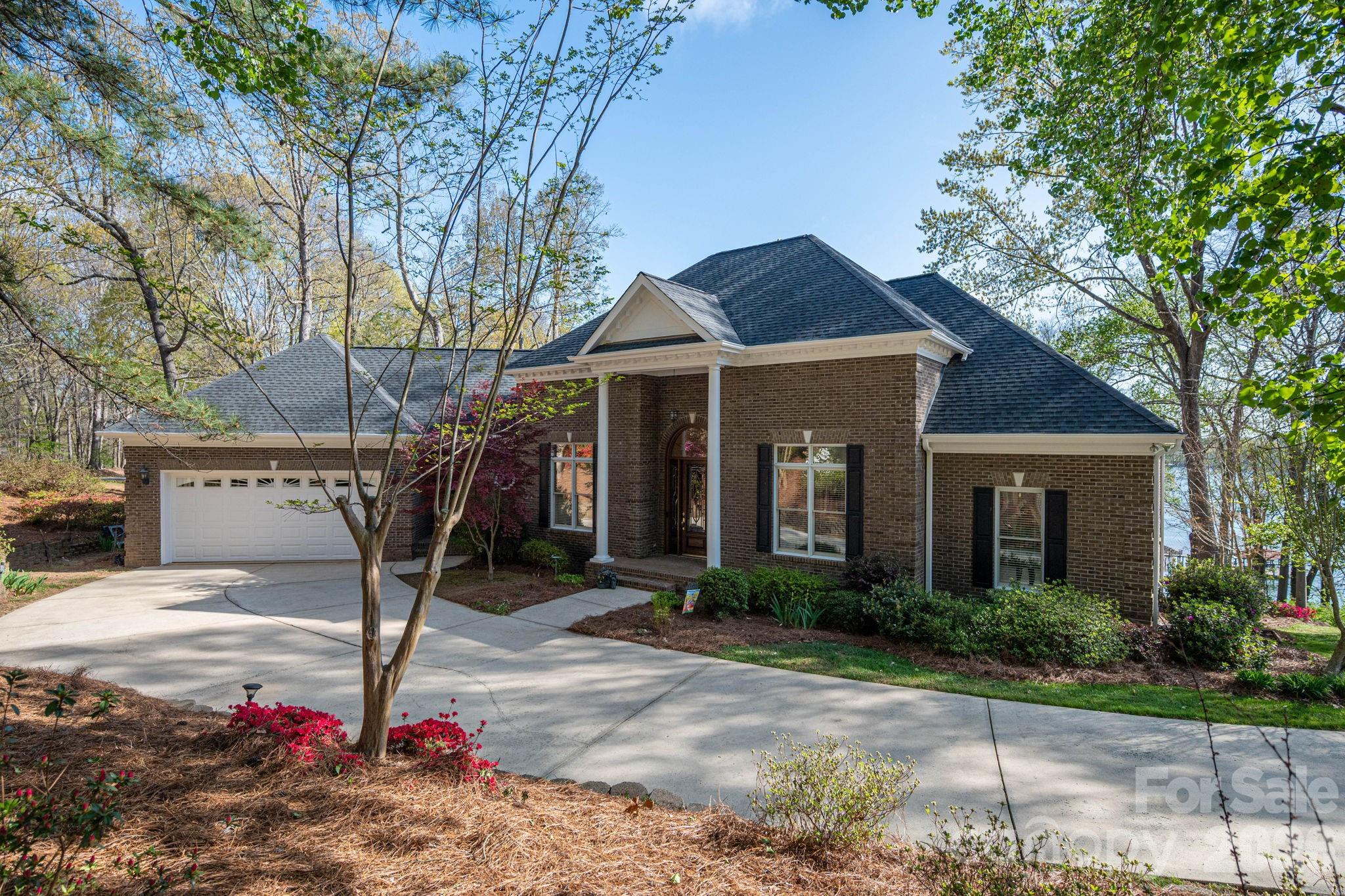 103 Shelter Cove Lane Mooresville NC 28117
