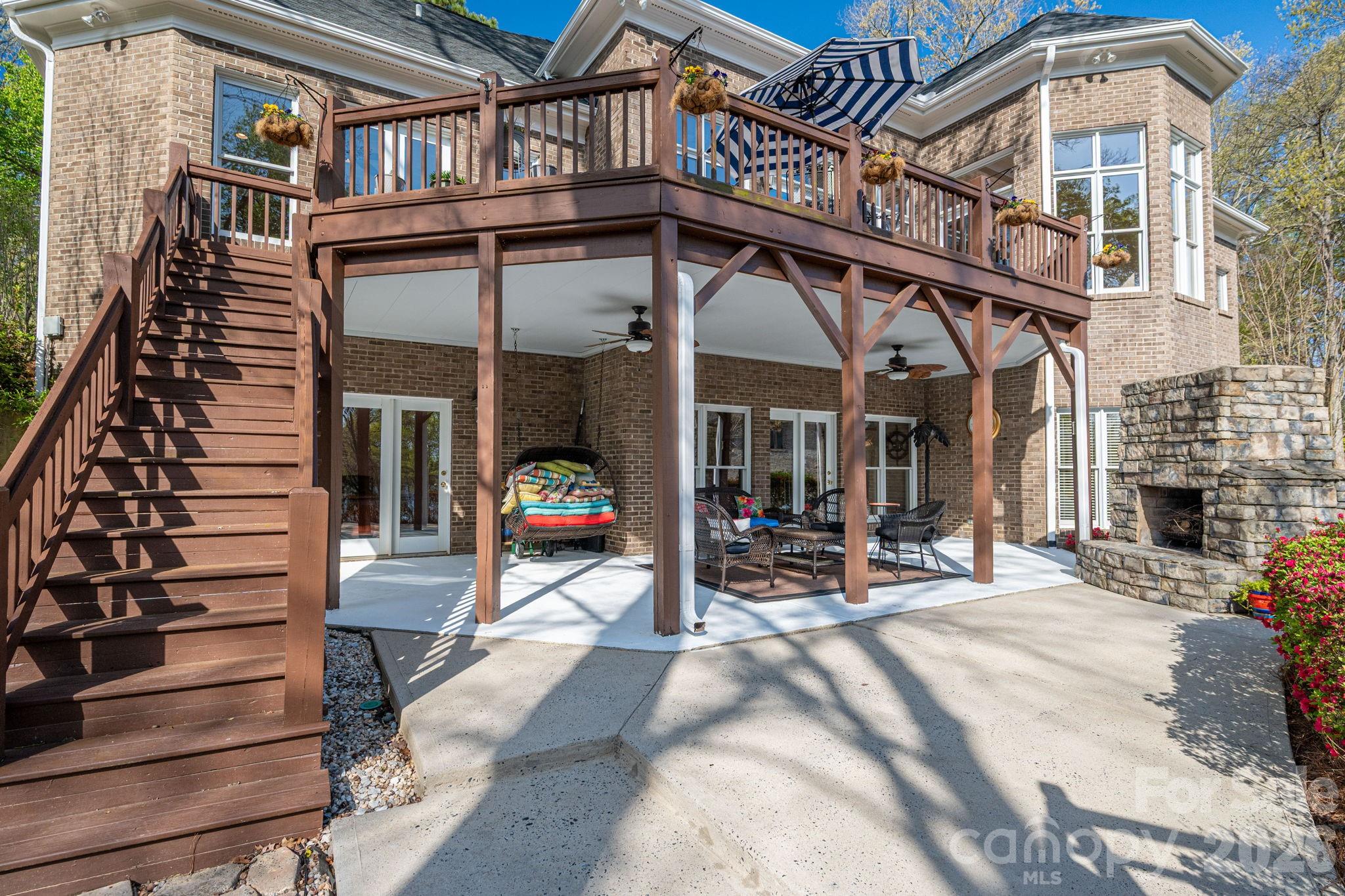 103 Shelter Cove Lane Mooresville NC 28117