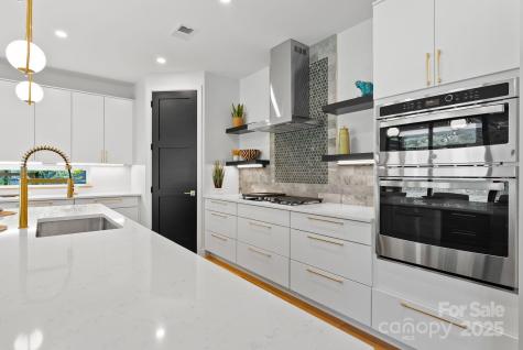 520 Tenth Street Black Mountain NC 28711