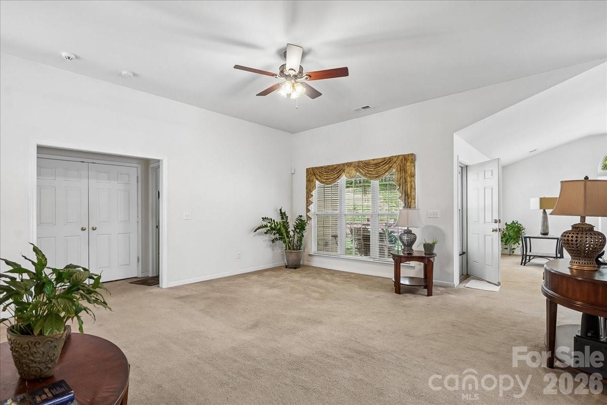 2127 Candlelight Woods Drive Matthews NC 28105