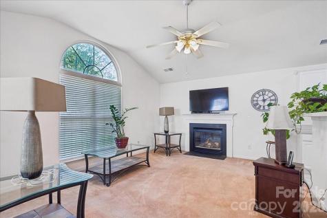 2127 Candlelight Woods Drive Matthews NC 28105