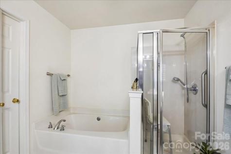 2127 Candlelight Woods Drive Matthews NC 28105