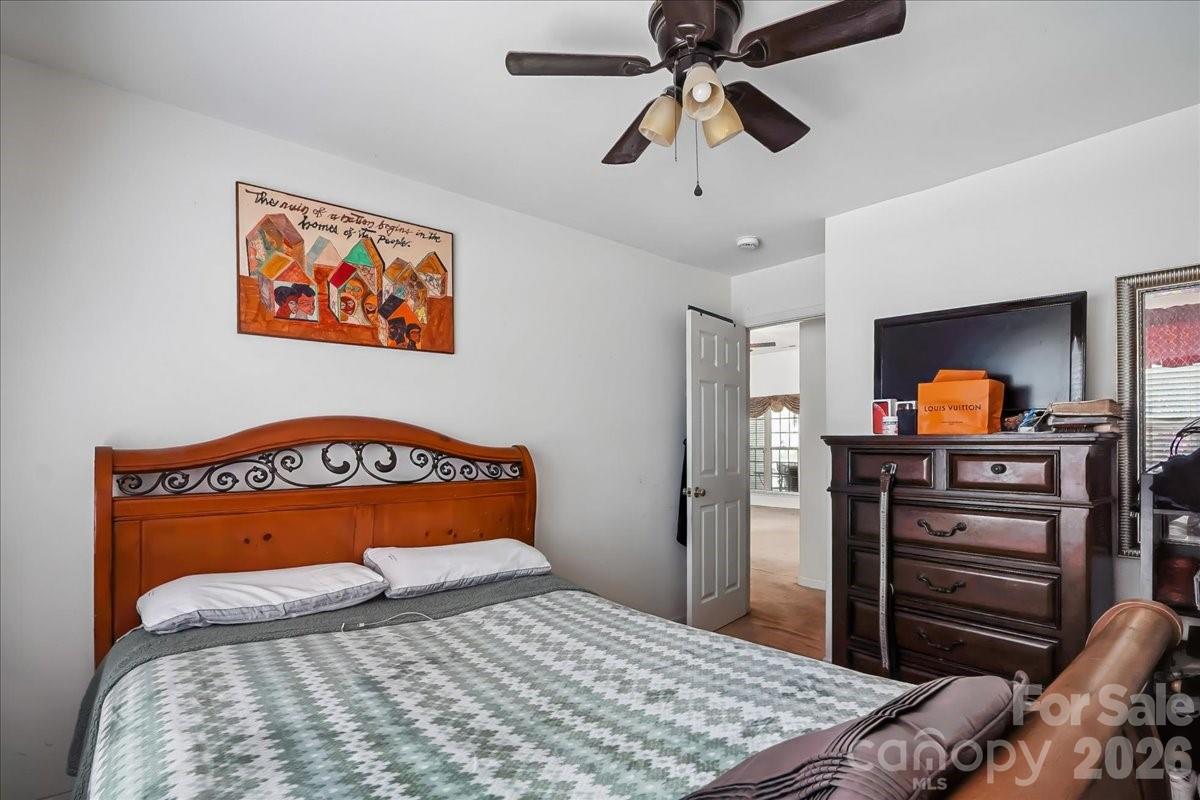 2127 Candlelight Woods Drive Matthews NC 28105