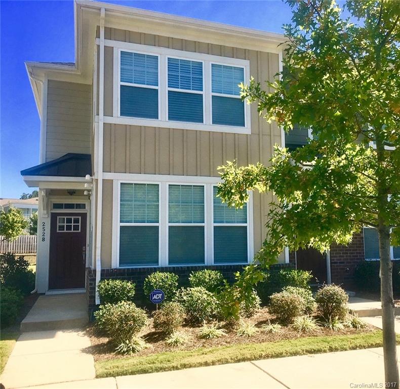 2528 Tranquil Oak Place Charlotte NC 28206