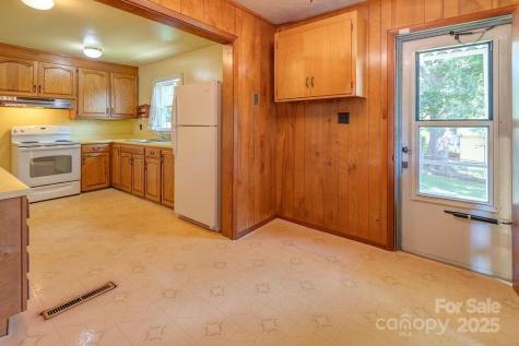 37 Taft Avenue Asheville NC 28803