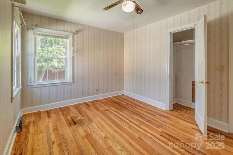 37 Taft Avenue Asheville NC 28803