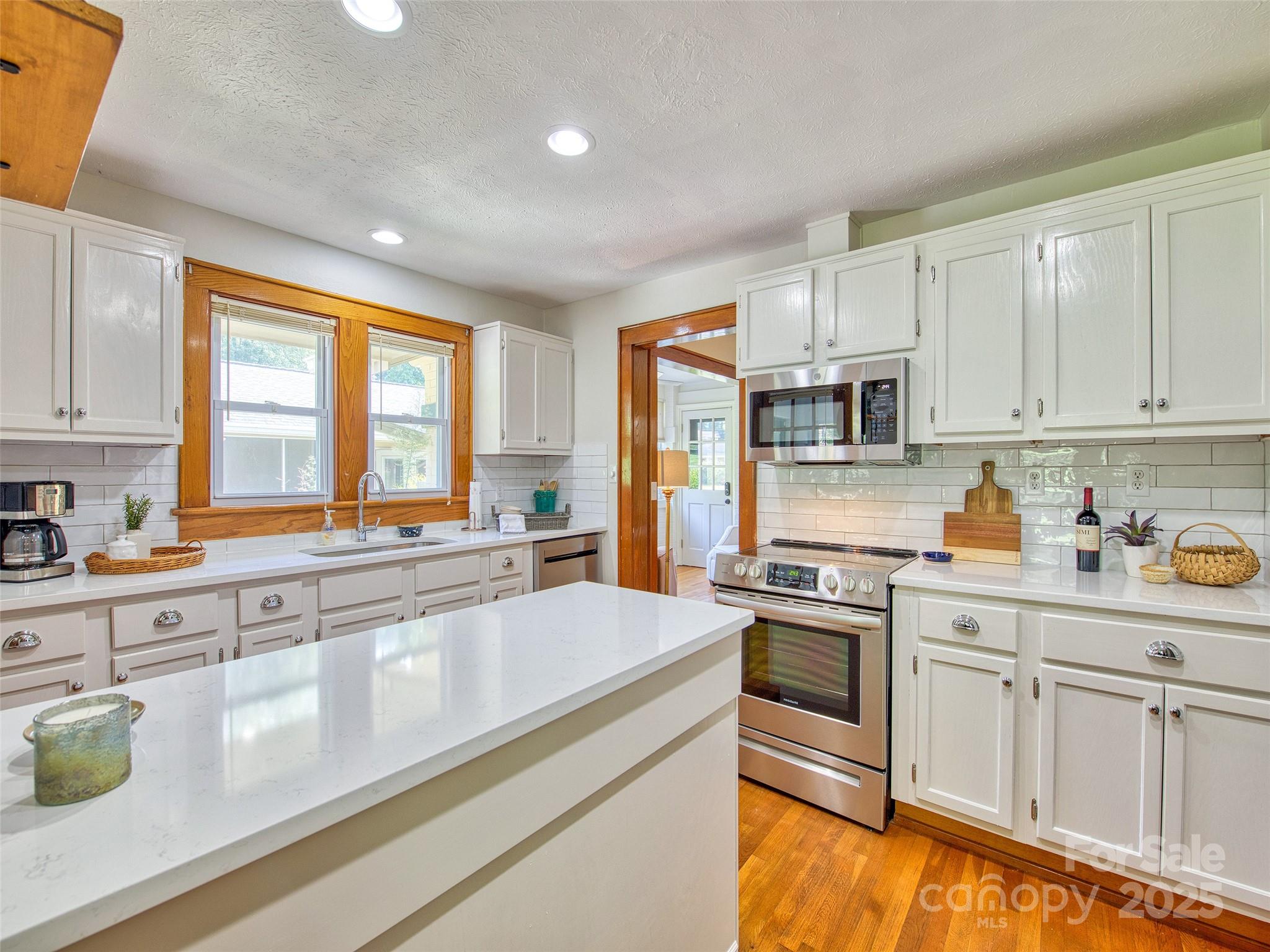 85 E Marshall Street Waynesville NC 28786
