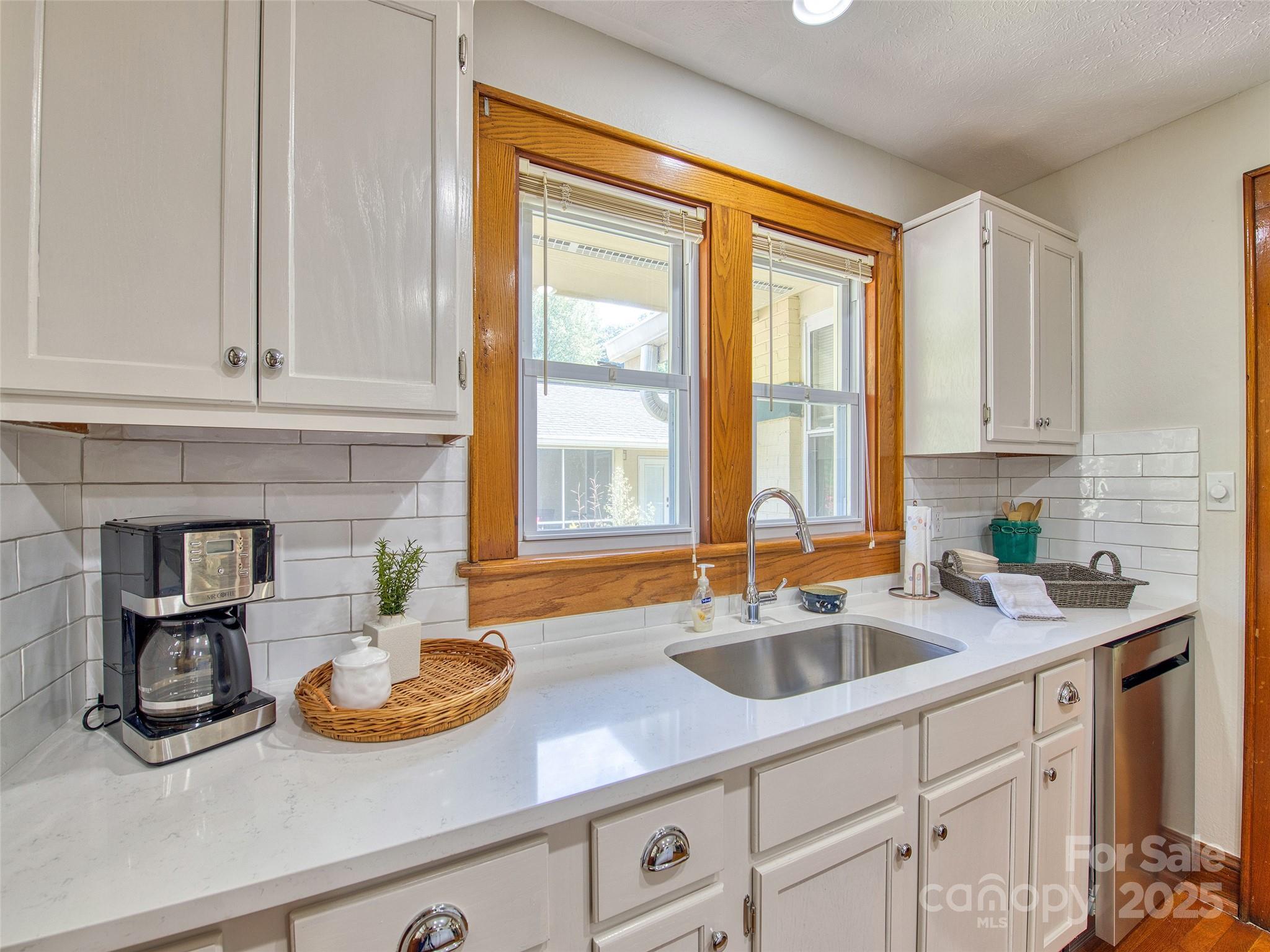 85 E Marshall Street Waynesville NC 28786