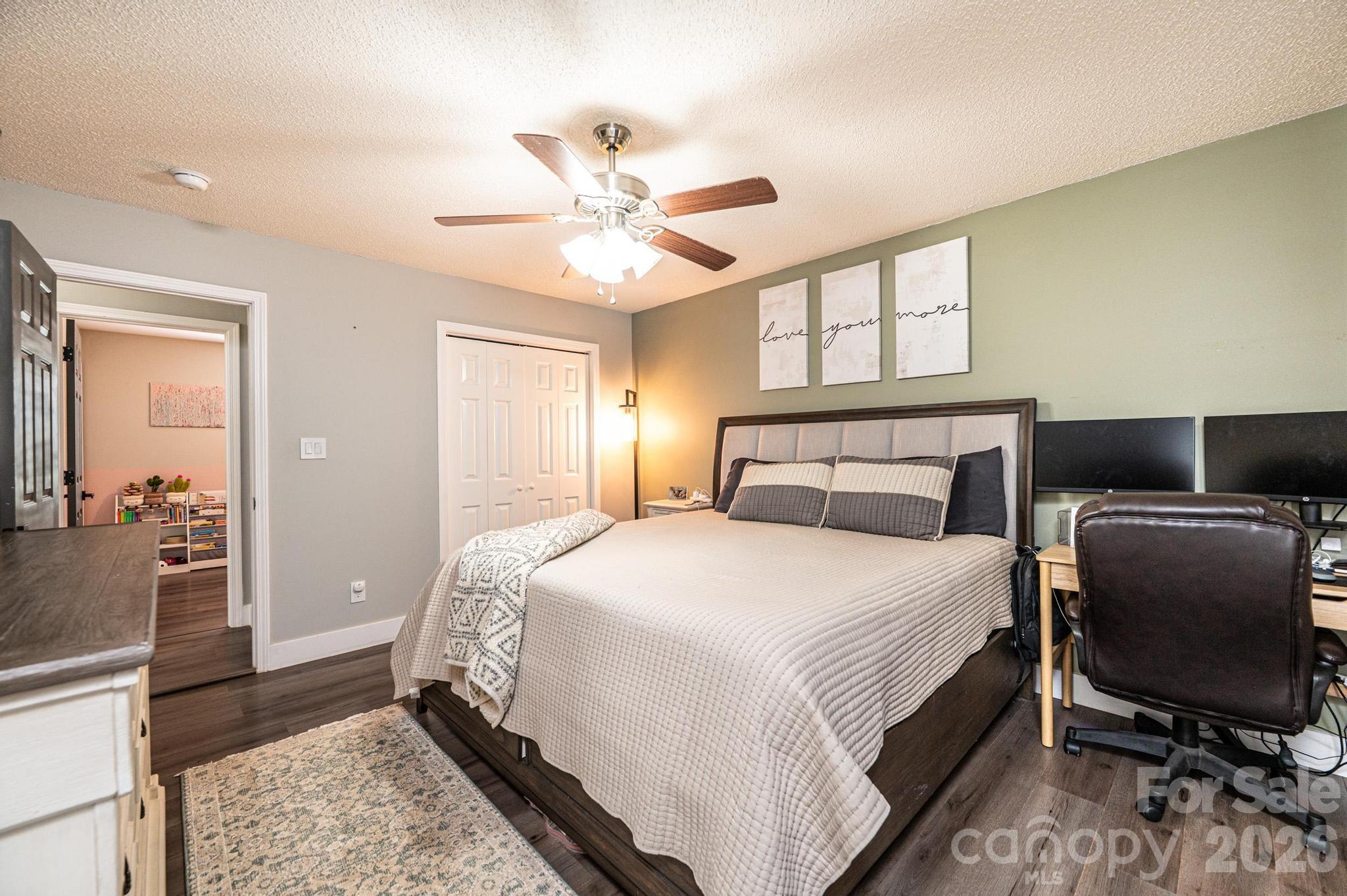 1896 Bakers Glade Lane Hickory NC 28602