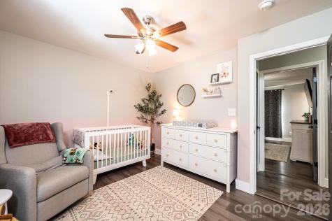1896 Bakers Glade Lane Hickory NC 28602