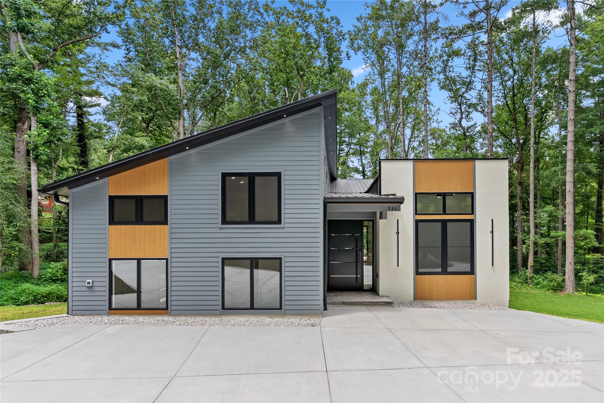 761 Weston Road Arden NC 28704