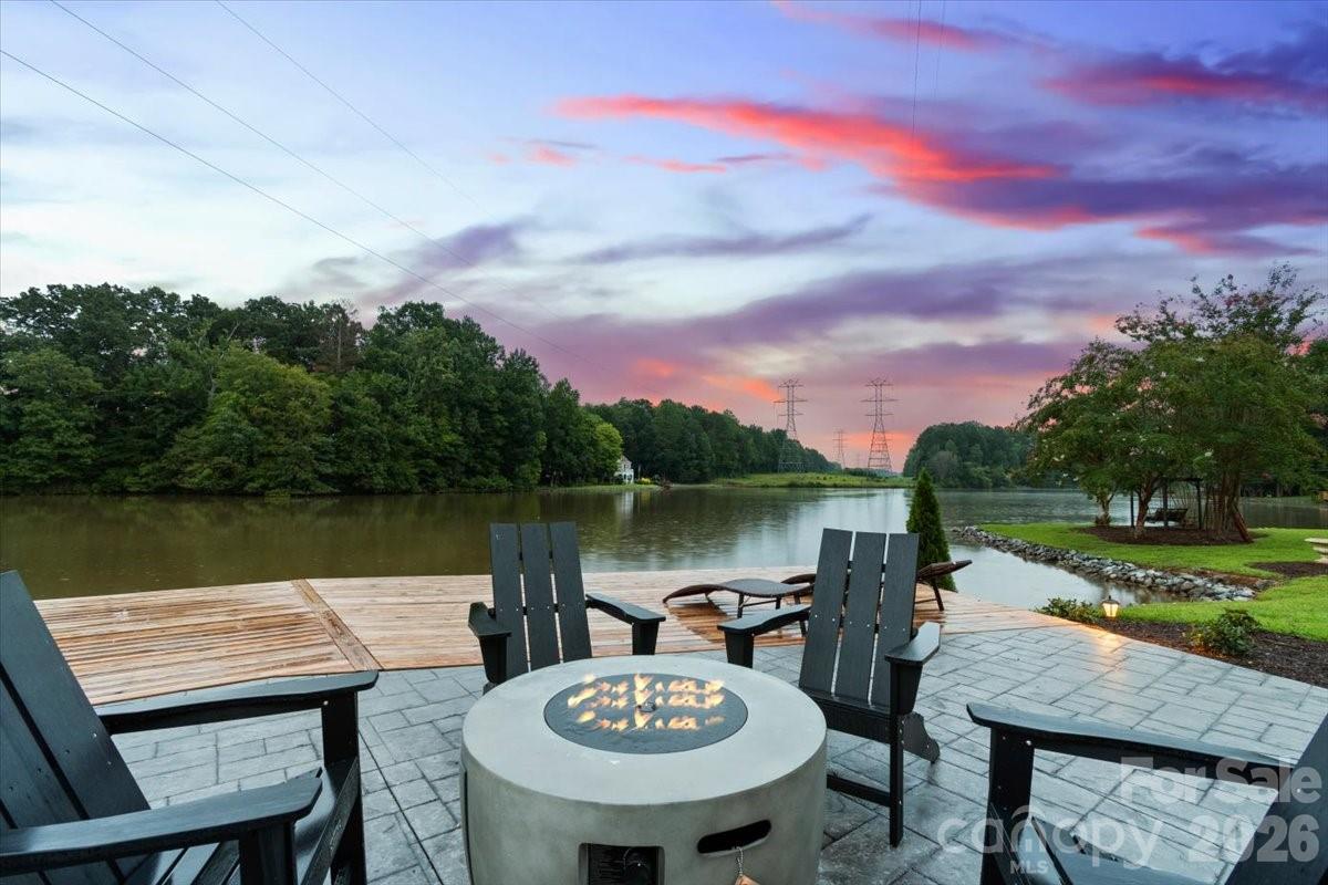1337 Whispering Oaks Circle Matthews NC 28104