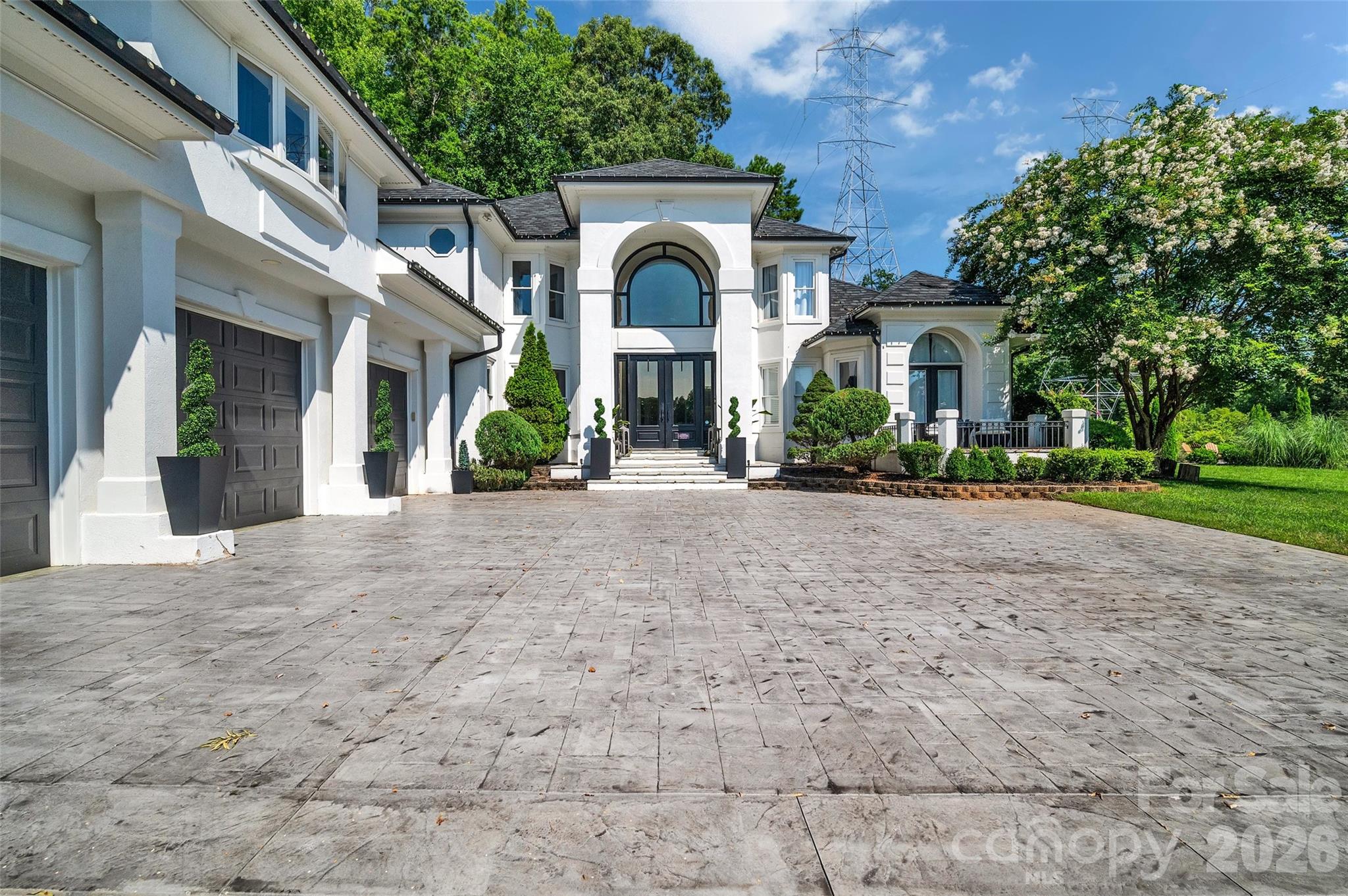 1337 Whispering Oaks Circle Matthews NC 28104