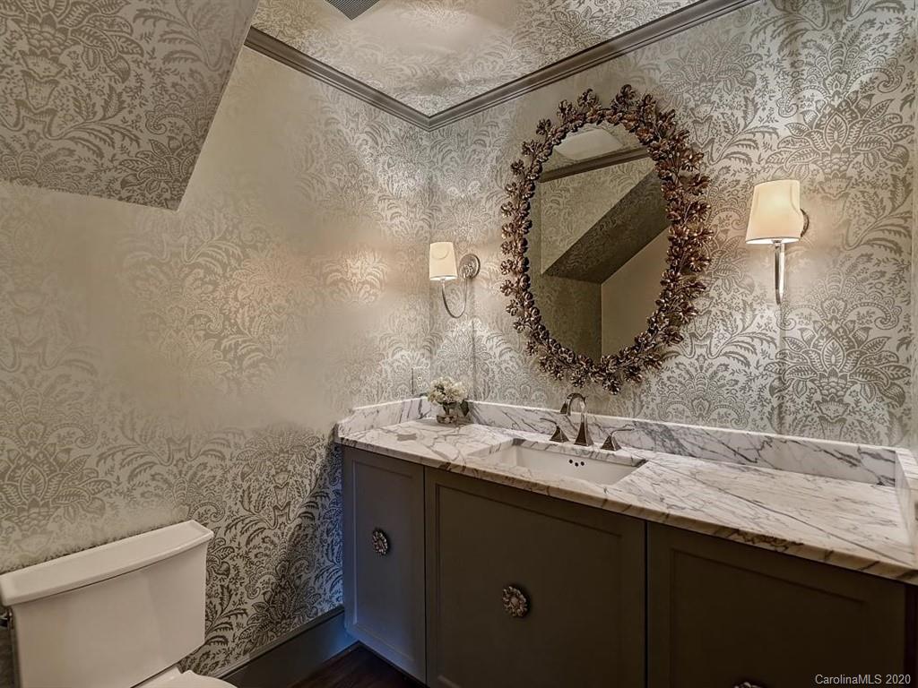 1225 Wareham Court Charlotte NC 28207