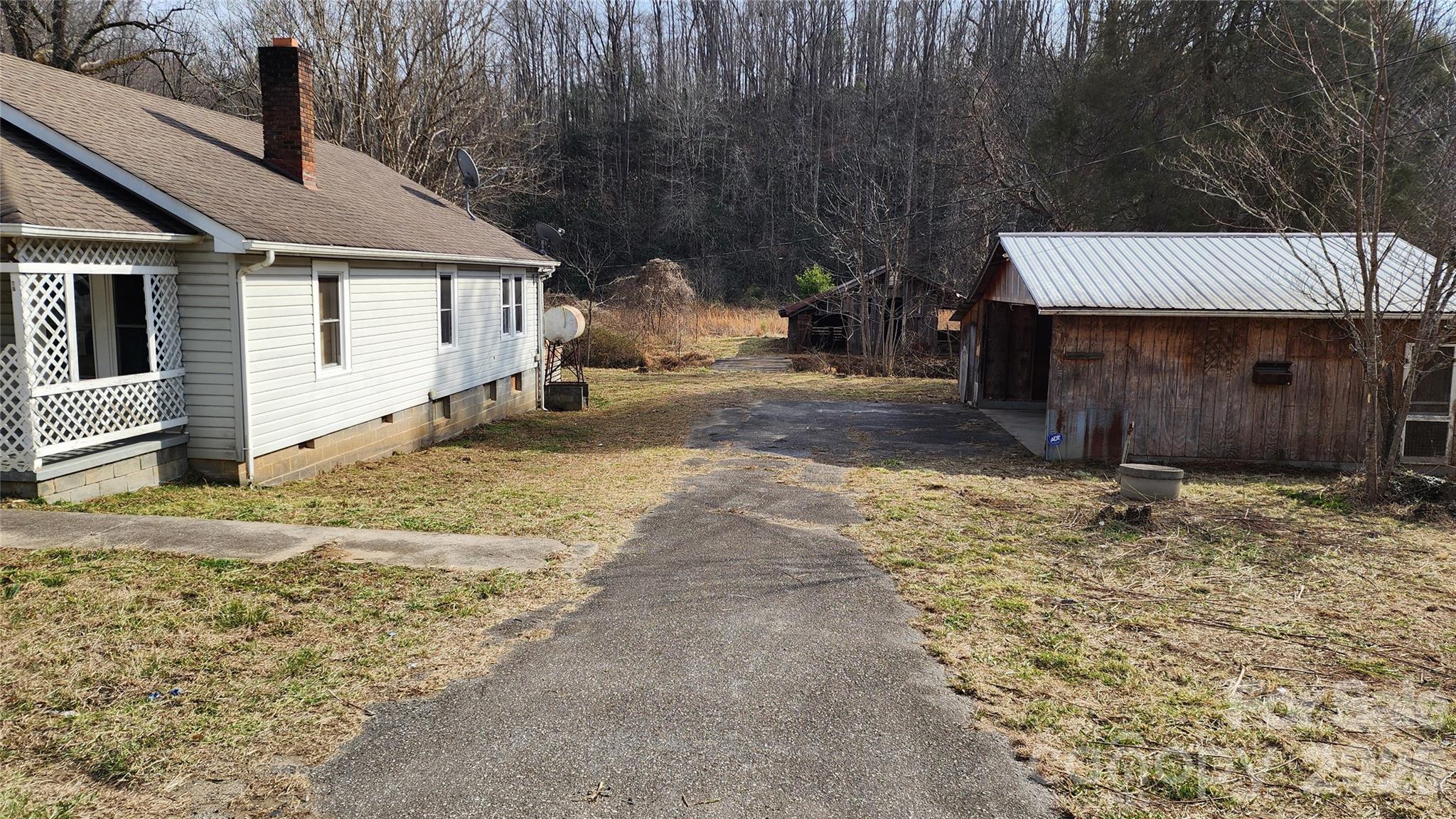 3490 Us 70 Highway E Marion NC 28752