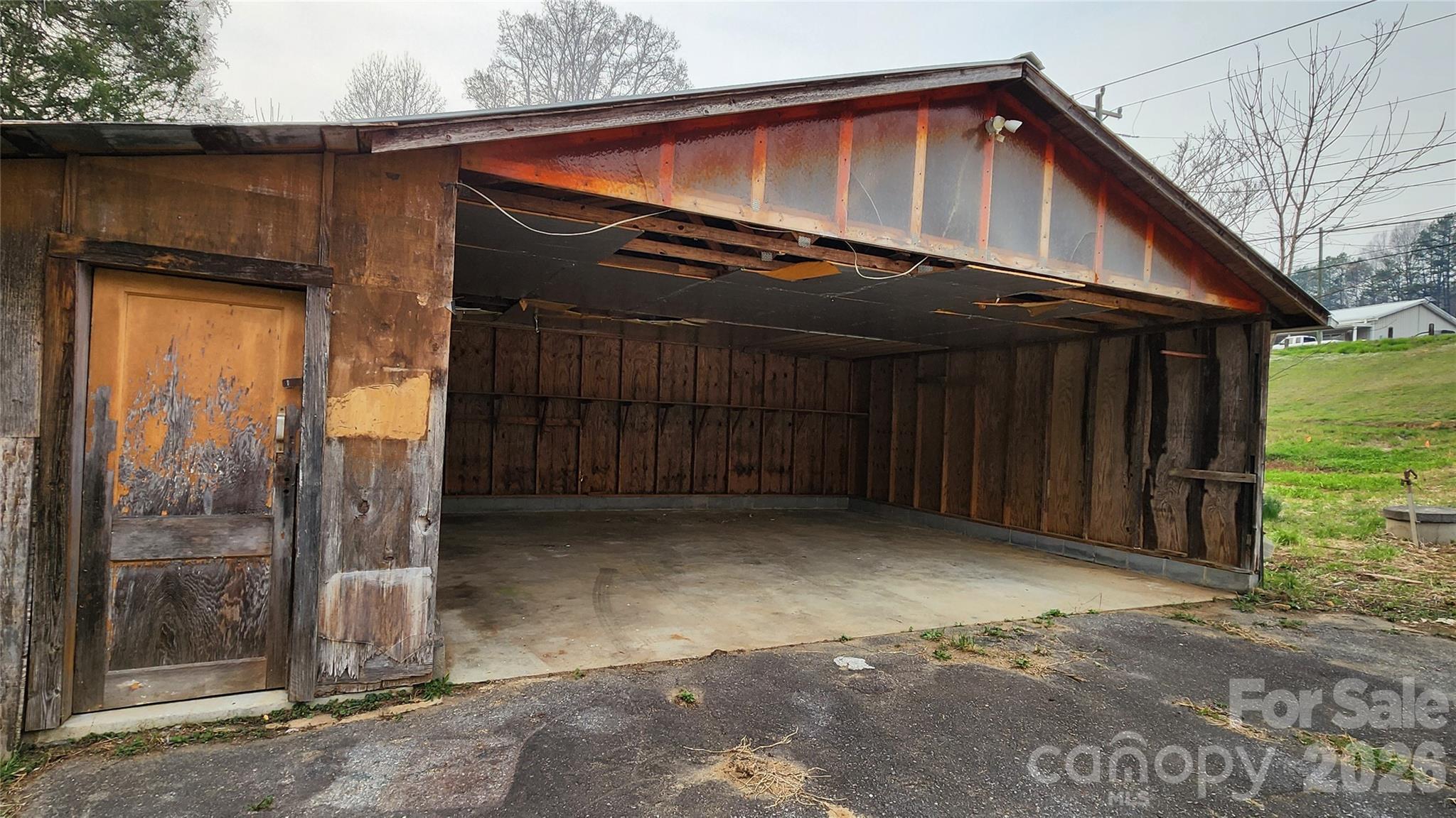 3490 Us 70 Highway E Marion NC 28752