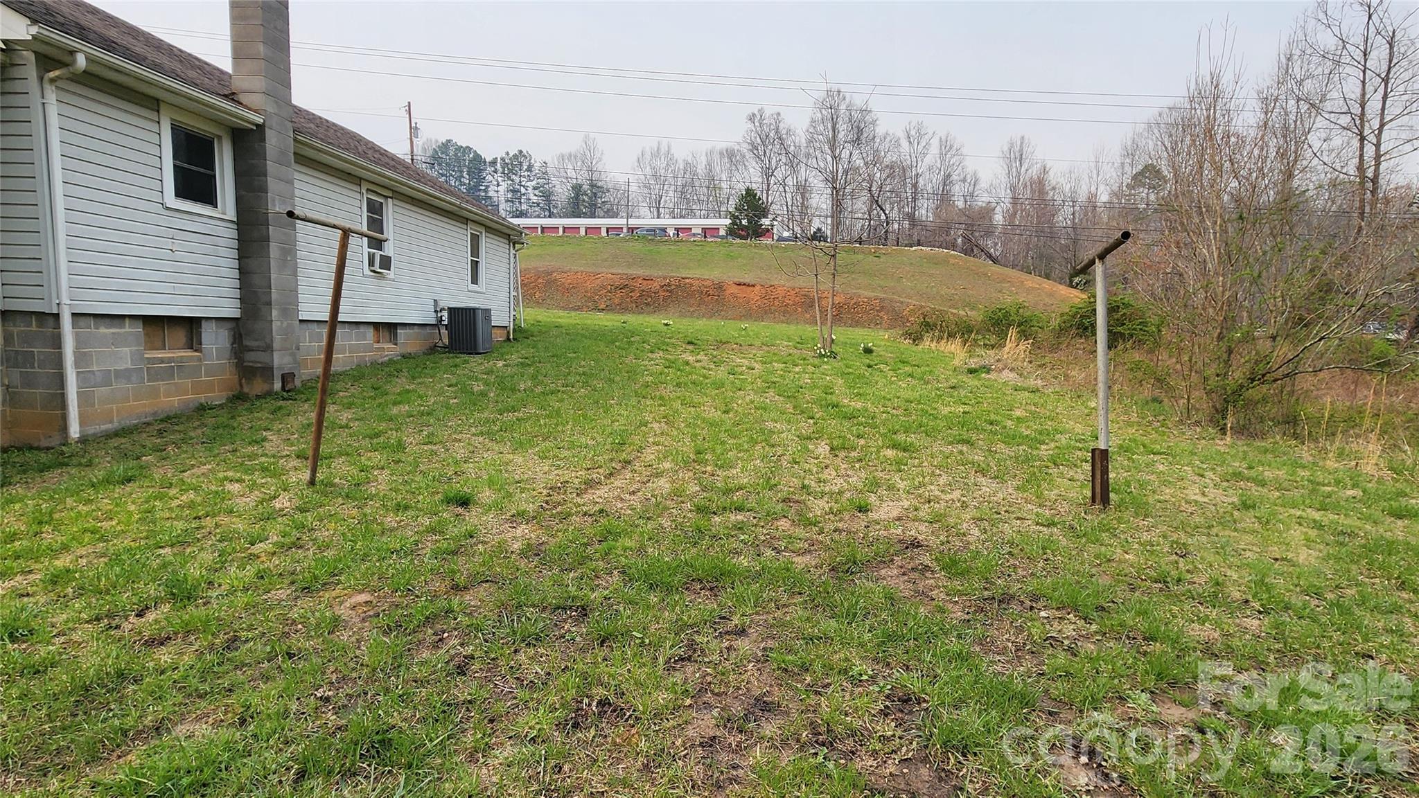 3490 Us 70 Highway E Marion NC 28752