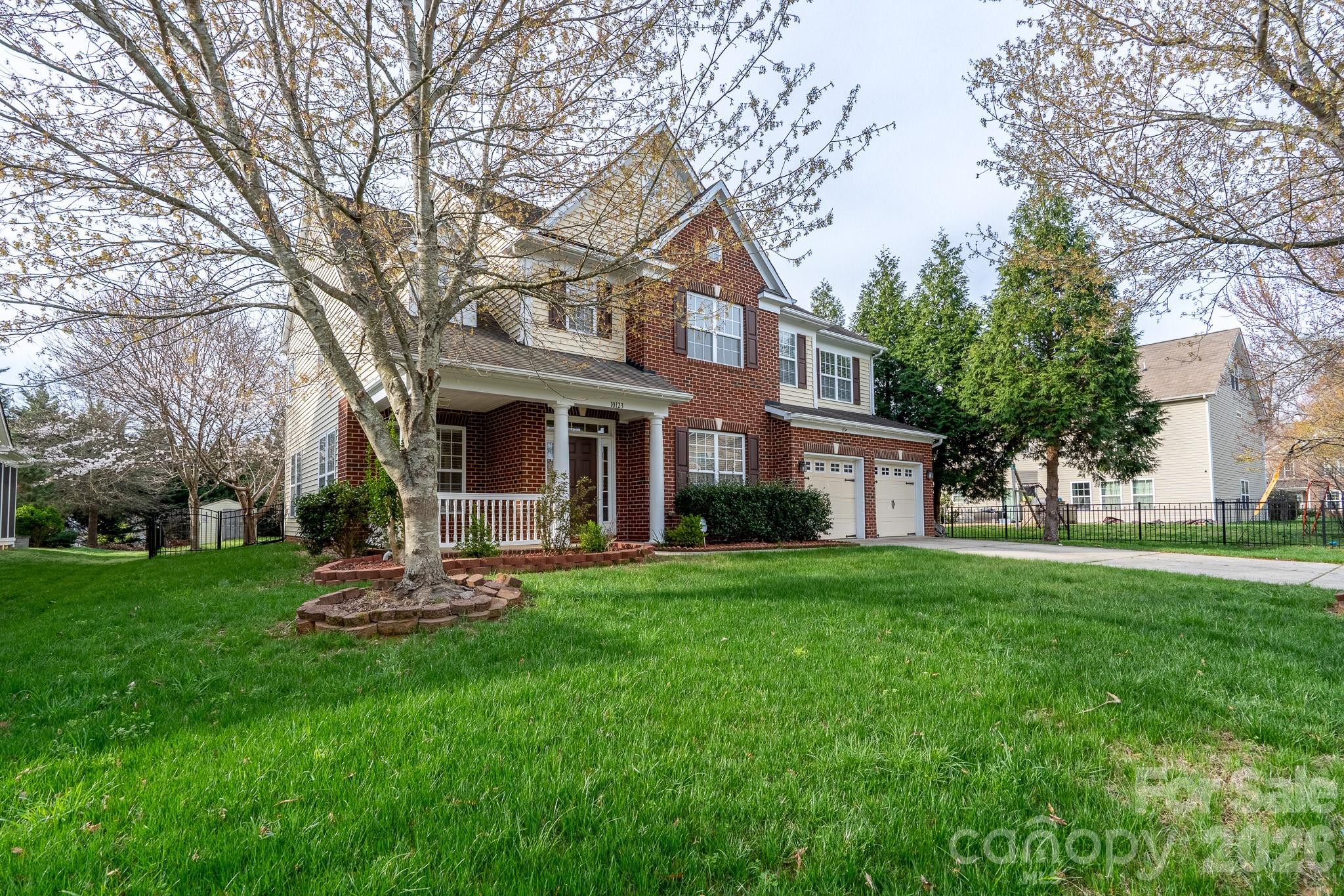 10123 Newtonmore Drive Charlotte NC 28278