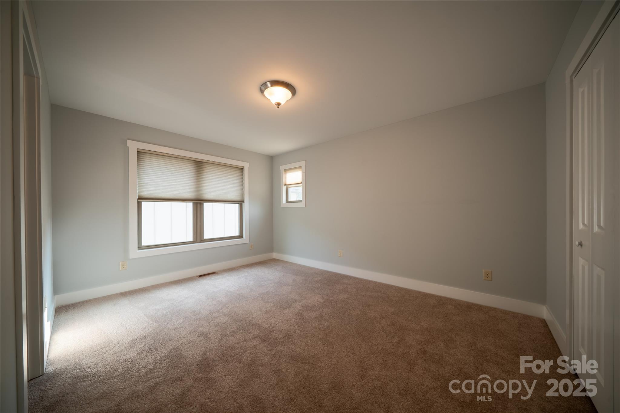 25 Gratitude Drive Asheville NC 28806