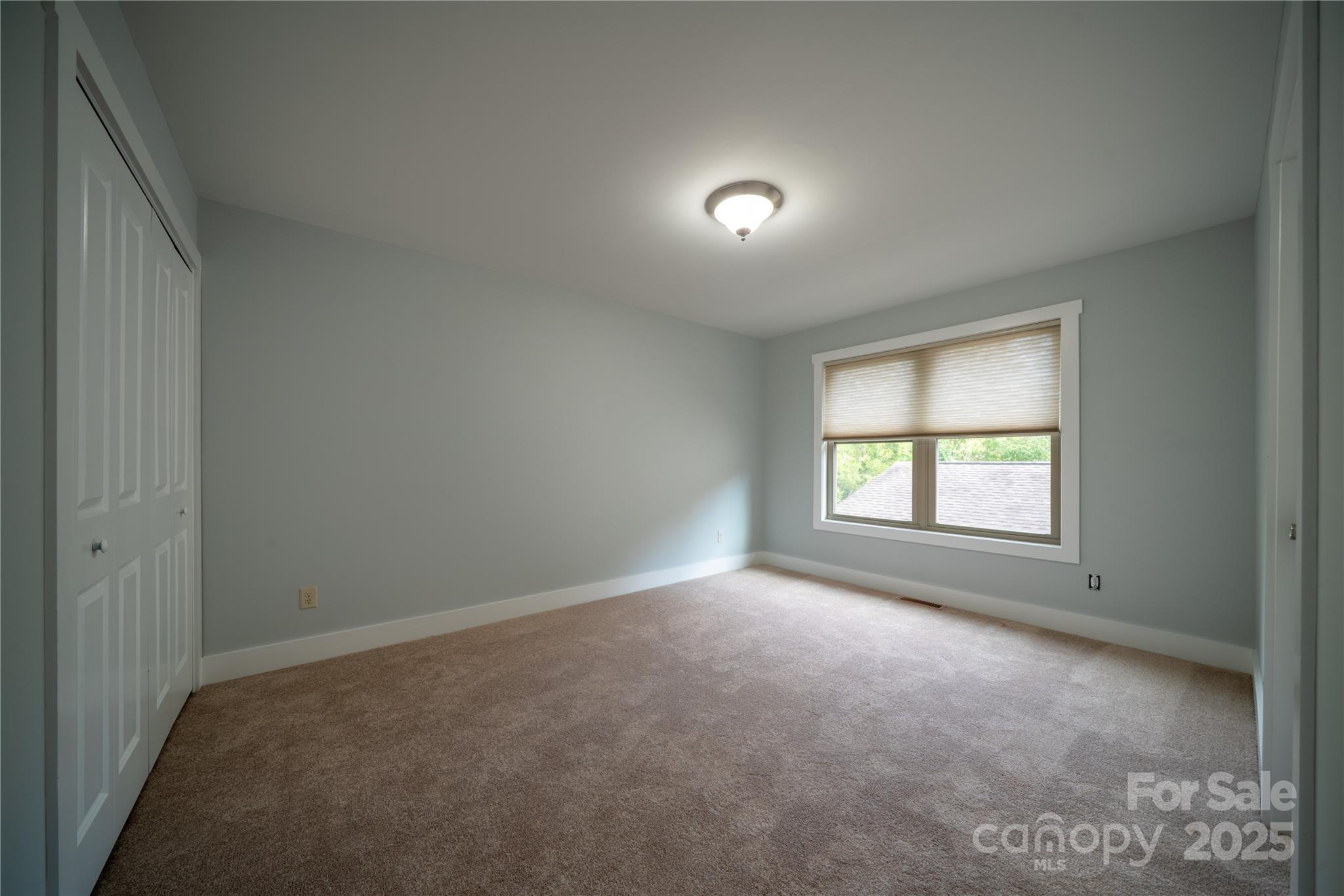 25 Gratitude Drive Asheville NC 28806