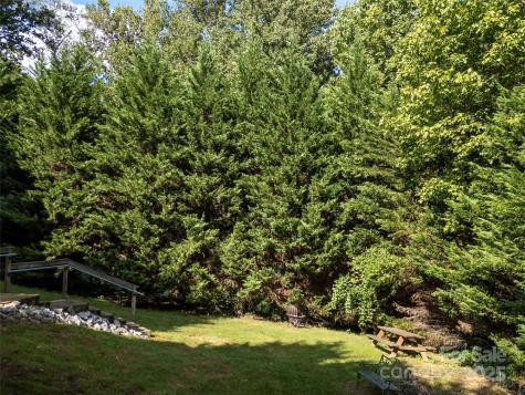 25 Gratitude Drive Asheville NC 28806