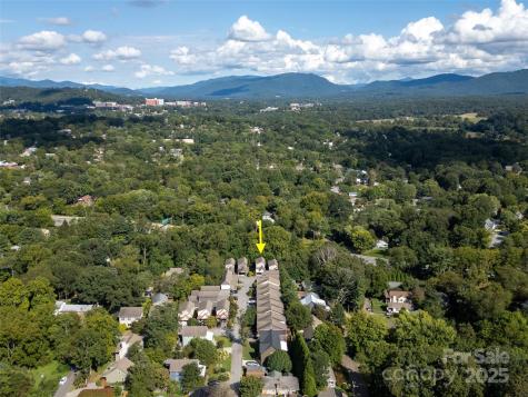 25 Gratitude Drive Asheville NC 28806