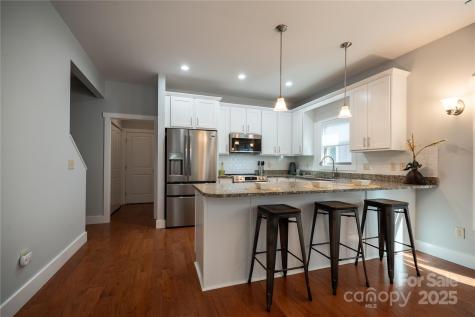 25 Gratitude Drive Asheville NC 28806