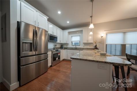 25 Gratitude Drive Asheville NC 28806